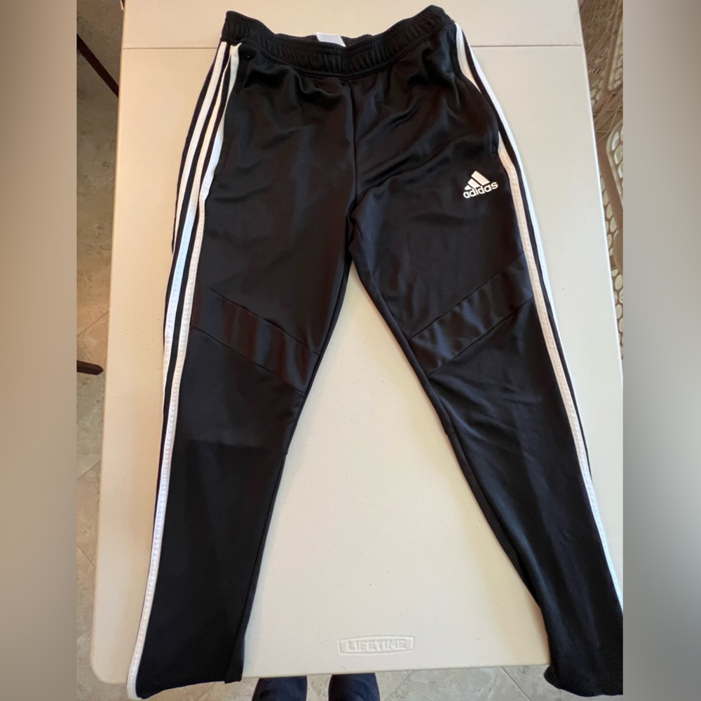 Adidas Men’s Black with white stripes warm up pants size men’s medium